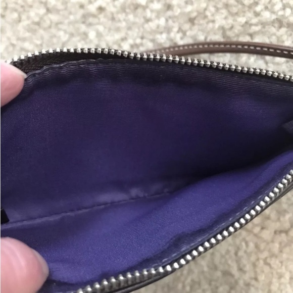 Coach Chelsea brown wristlet Y2K - Picture 11 of 13